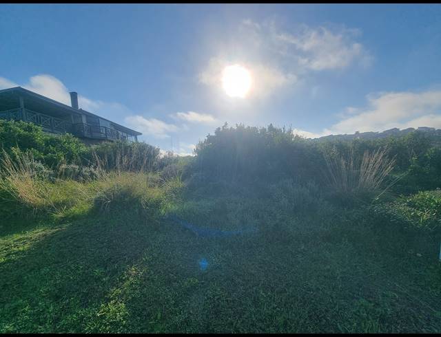 1,025M² VACANT LAND FOR SALE IN DANA BAY